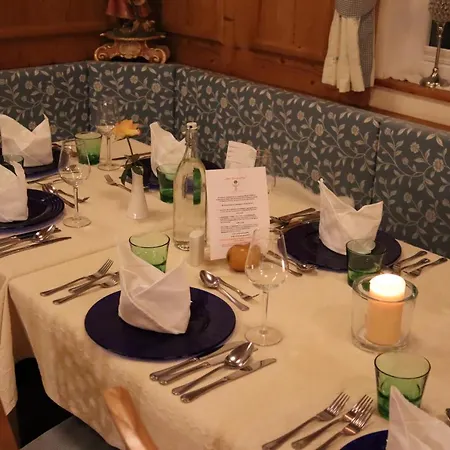 Der Grubacher Szálloda