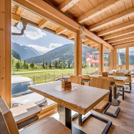 Der Grubacher מלון