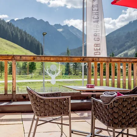 Der Grubacher Szálloda